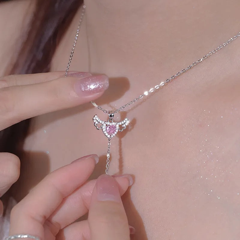 ANGEL HEART Necklace (Pink or White)