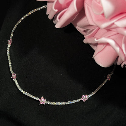 DAINTY FLOWERS Necklace