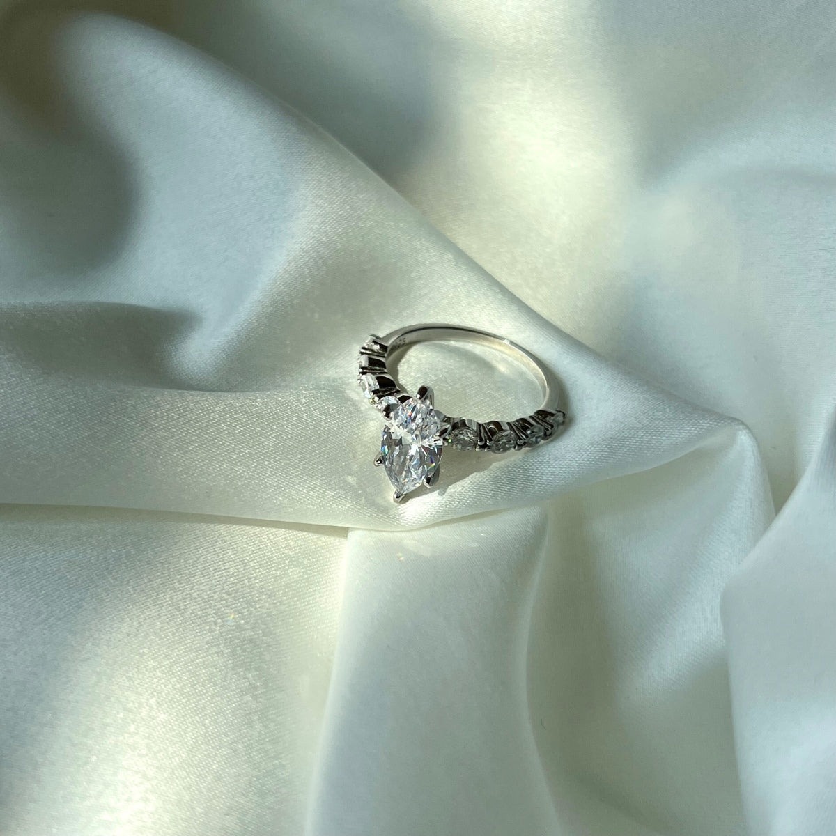 Ring Born to Shine