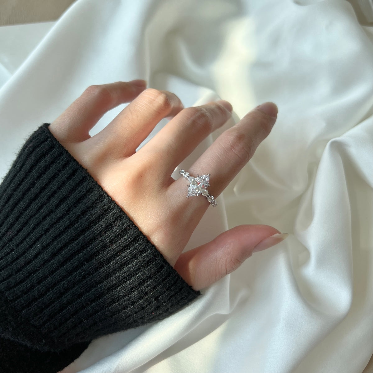 Ring Born to Shine