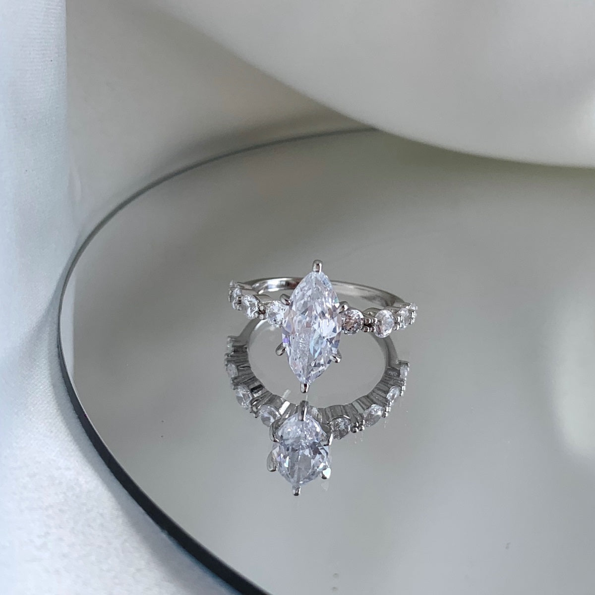 Ring Born to Shine