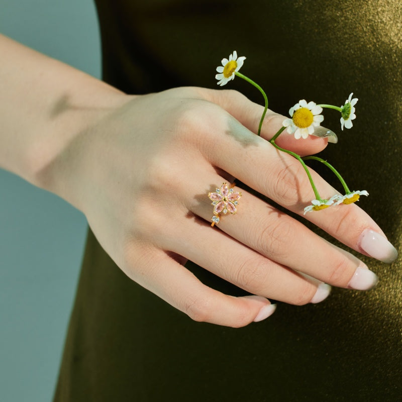 Ring Love in Bloom