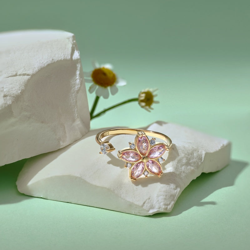Ring Love in Bloom