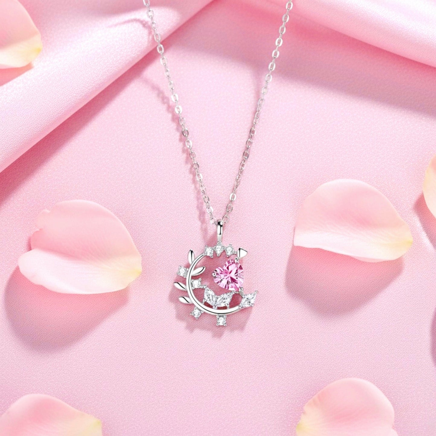 MOONLIT Necklace